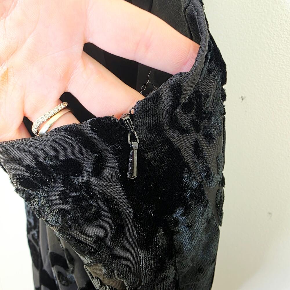 Liz Claiborne Black Velvet Burnout Floral Midi Skirt - Picture 10 of 12